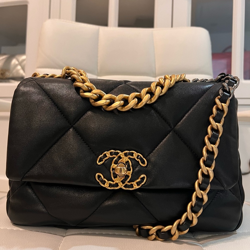 Chanel Black Quilted Leather Bag